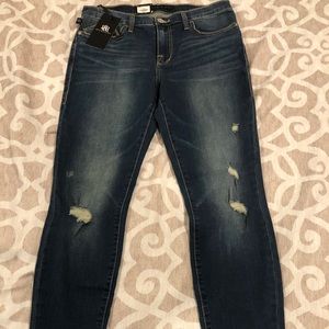 Rock & Republic Mid-Rise Legging jeans